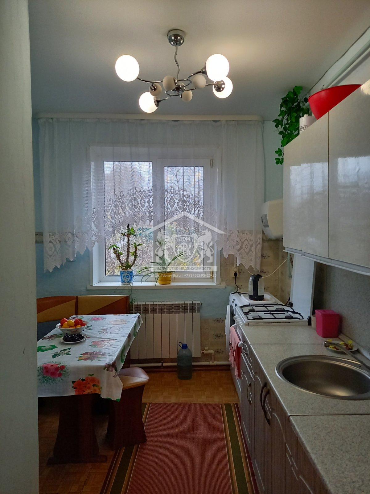 Благоустроенная 3-х комнатная квартира 65,7 кв. м. в с. Коточиги Викуловского района Тюменской области